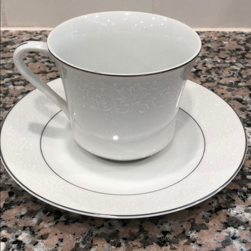 Royal Court Fine China Tea Cup and Saucer